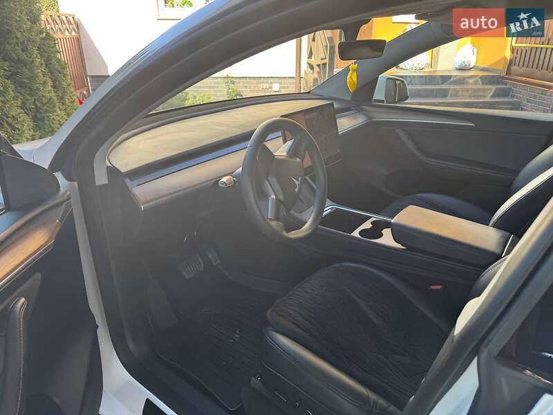 Внедорожник / Кроссовер Tesla Model Y 2022 в Львове фото 19 Внедорожник / Кроссовер Tesla Model Y 2022 в Львове