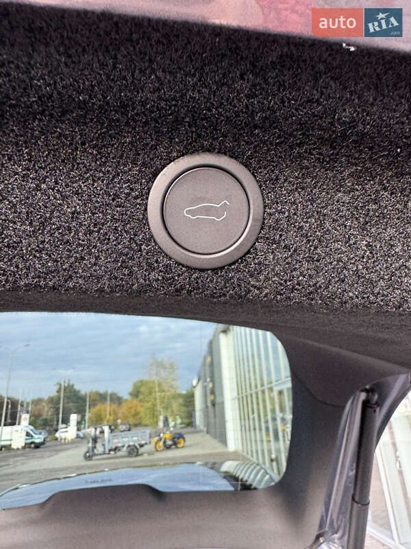 Внедорожник / Кроссовер Tesla Model Y 2025 в Ровно фото 19 Внедорожник / Кроссовер Tesla Model Y 2025 в Ровно