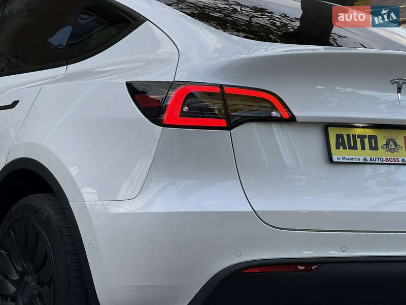Внедорожник / Кроссовер Tesla Model Y 2021 в Николаеве
