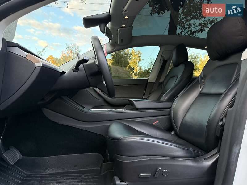 Внедорожник / Кроссовер Tesla Model Y 2021 в Николаеве