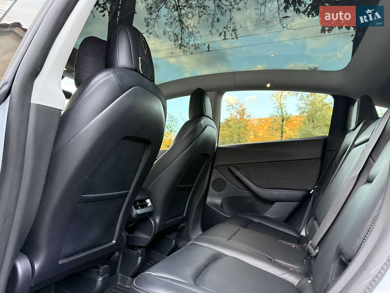 Внедорожник / Кроссовер Tesla Model Y 2021 в Николаеве