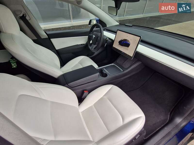 Позашляховик / Кросовер Tesla Model Y 2022 в Києві
