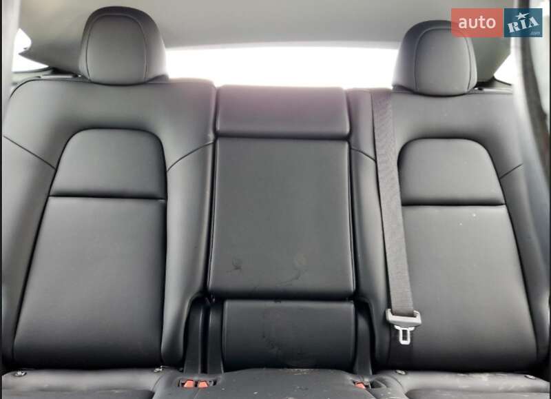 Внедорожник / Кроссовер Tesla Model Y 2023 в Львове фото 13 Внедорожник / Кроссовер Tesla Model Y 2023 в Львове