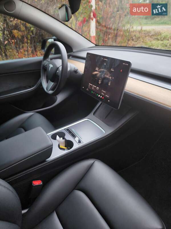 Позашляховик / Кросовер Tesla Model Y 2022 в Києві