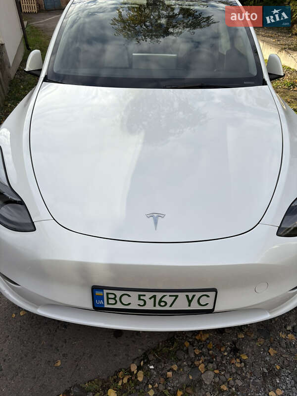 Позашляховик / Кросовер Tesla Model Y 2023 в Львові