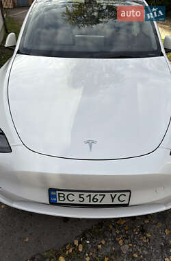 Позашляховик / Кросовер Tesla Model Y 2023 в 