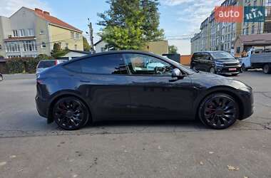 Внедорожник / Кроссовер Tesla Model Y 2024 в 