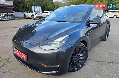 Внедорожник / Кроссовер Tesla Model Y 2024 в 
