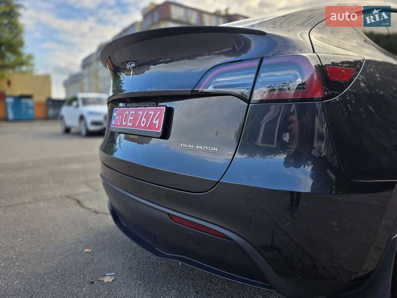 Внедорожник / Кроссовер Tesla Model Y 2024 в Одессе