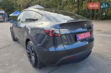 Внедорожник / Кроссовер Tesla Model Y 2024 в 
