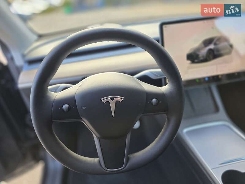 Внедорожник / Кроссовер Tesla Model Y 2024 в Одессе