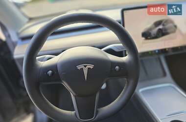 Внедорожник / Кроссовер Tesla Model Y 2024 в 