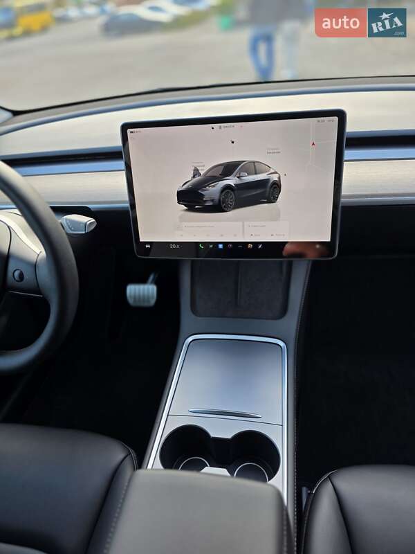 Внедорожник / Кроссовер Tesla Model Y 2024 в Одессе