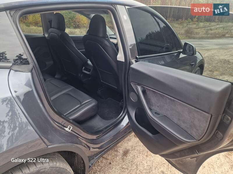 Внедорожник / Кроссовер Tesla Model Y 2021 в Черкассах