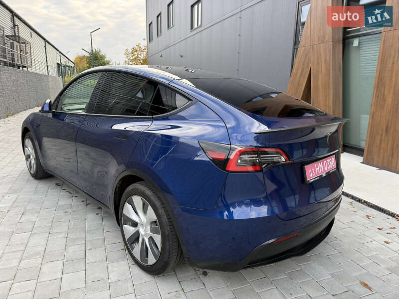 Внедорожник / Кроссовер Tesla Model Y 2021 в Луцке