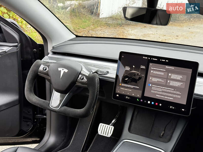 Внедорожник / Кроссовер Tesla Model Y 2023 в Киеве