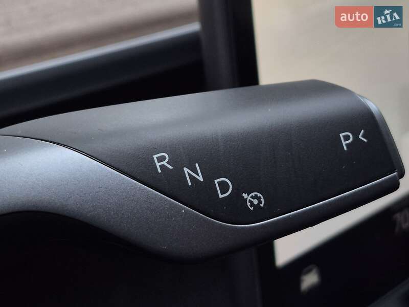 Позашляховик / Кросовер Tesla Model Y 2023 в Львові фото 15 Позашляховик / Кросовер Tesla Model Y 2023 в Львові