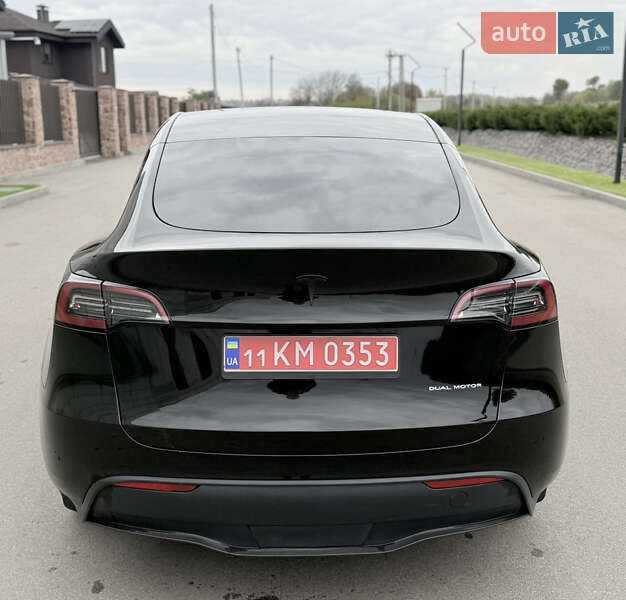 Внедорожник / Кроссовер Tesla Model Y 2024 в Киеве
