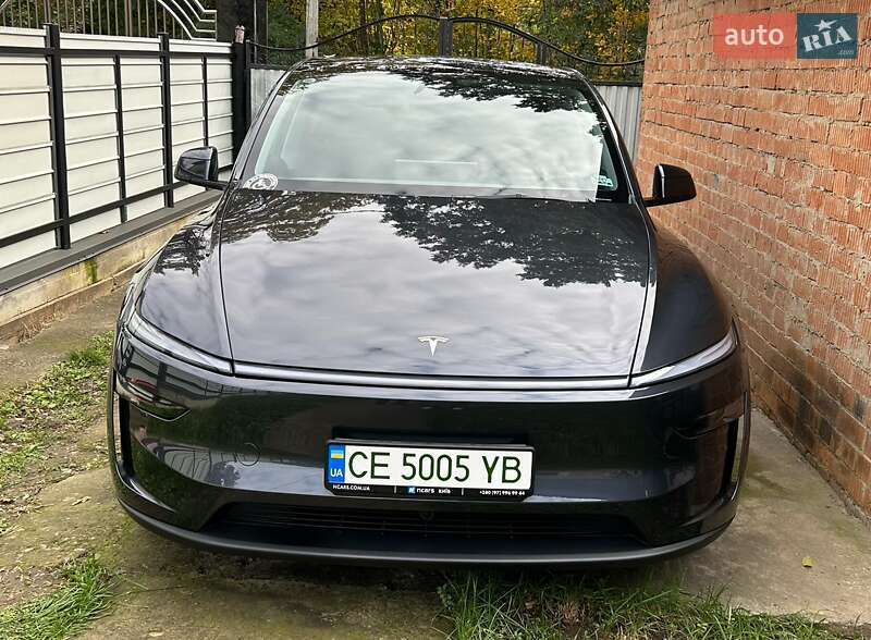 Позашляховик / Кросовер Tesla Model Y 2025 в Чернівцях фото 2 Позашляховик / Кросовер Tesla Model Y 2025 в Чернівцях