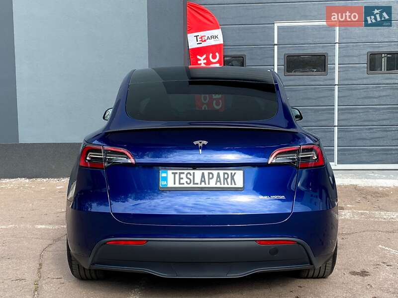 Позашляховик / Кросовер Tesla Model Y 2024 в Києві