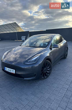Внедорожник / Кроссовер Tesla Model Y 2022 в 