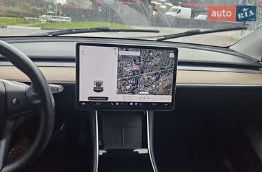 Внедорожник / Кроссовер Tesla Model Y 2021 в 