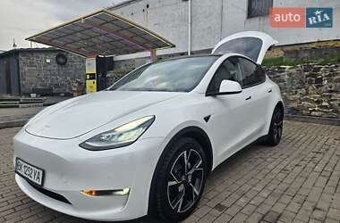 Внедорожник / Кроссовер Tesla Model Y 2021 в 