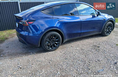 Внедорожник / Кроссовер Tesla Model Y 2023 в 