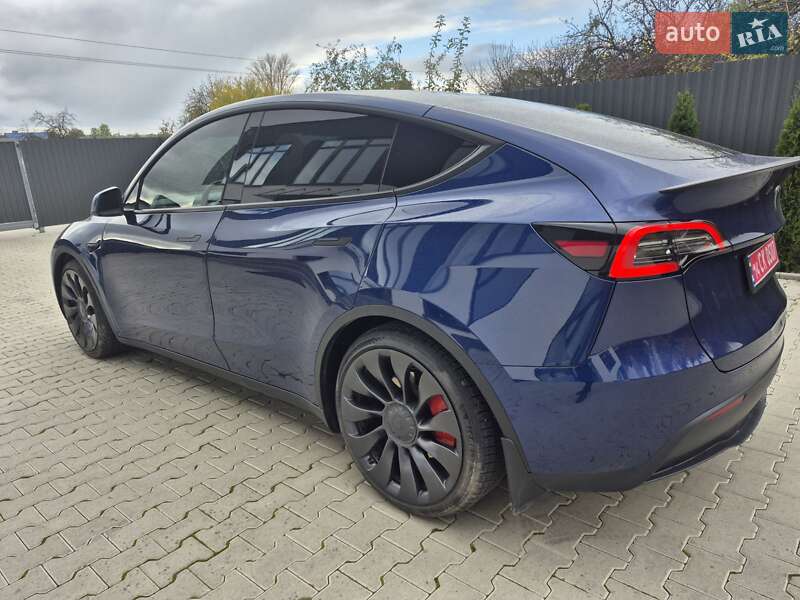 Внедорожник / Кроссовер Tesla Model Y 2023 в Самборе
