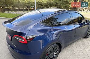 Позашляховик / Кросовер Tesla Model Y 2021 в 