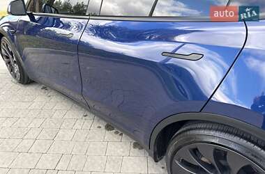 Позашляховик / Кросовер Tesla Model Y 2021 в 