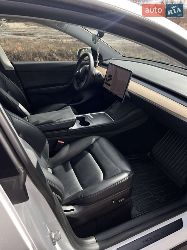 Внедорожник / Кроссовер Tesla Model Y 2022 в Сокале фото 9 Внедорожник / Кроссовер Tesla Model Y 2022 в Сокале