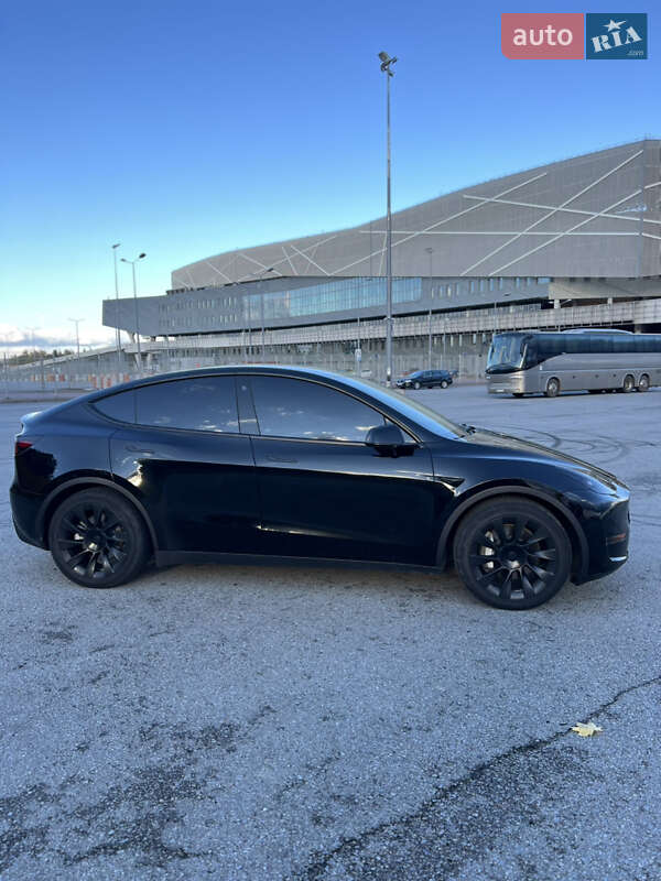 Внедорожник / Кроссовер Tesla Model Y 2023 в Львове фото 14 Внедорожник / Кроссовер Tesla Model Y 2023 в Львове