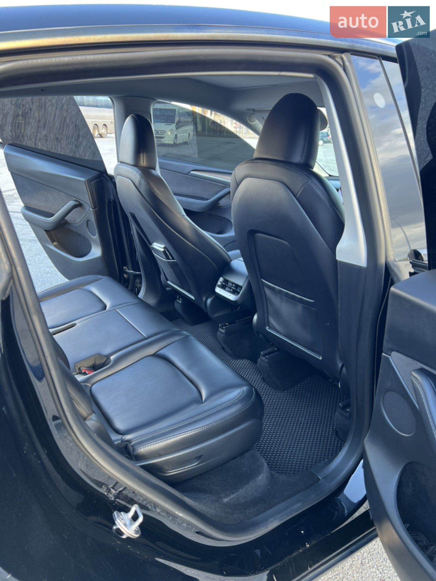 2023 Tesla Model Y - мініатюра 36