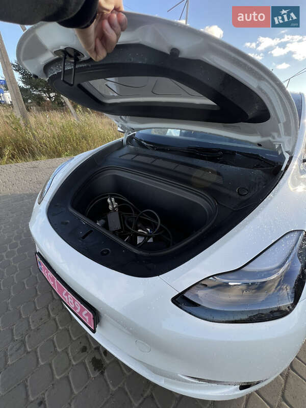 Позашляховик / Кросовер Tesla Model Y 2024 в Жовкві фото 33 Позашляховик / Кросовер Tesla Model Y 2024 в Жовкві