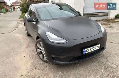 Позашляховик / Кросовер Tesla Model Y 2021 в  фото 10 Позашляховик / Кросовер Tesla Model Y 2021 в