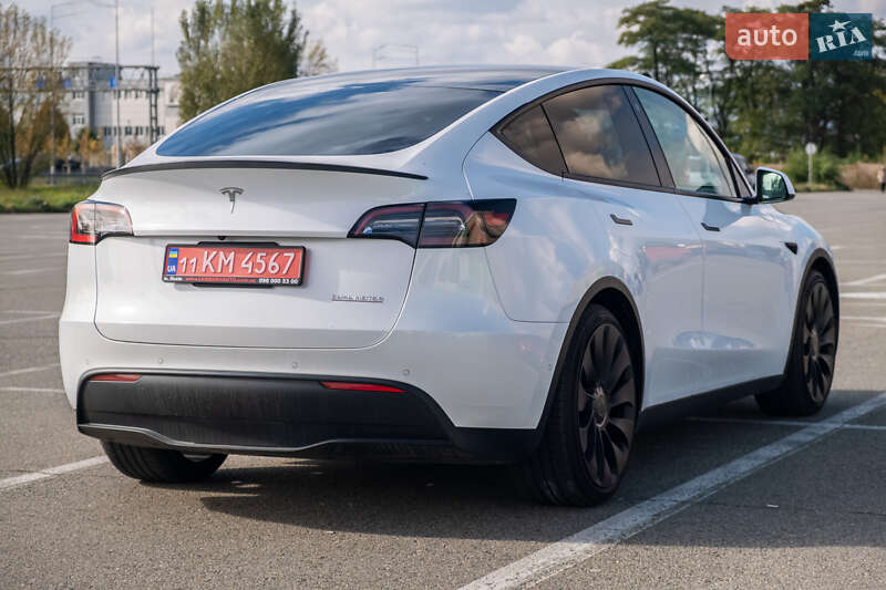 Внедорожник / Кроссовер Tesla Model Y 2022 в Киеве фото 5 Внедорожник / Кроссовер Tesla Model Y 2022 в Киеве