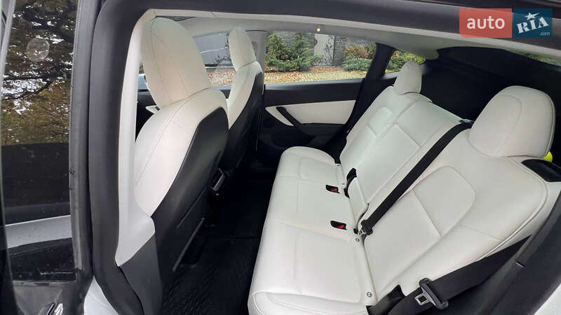 Внедорожник / Кроссовер Tesla Model Y 2020 в Житомире