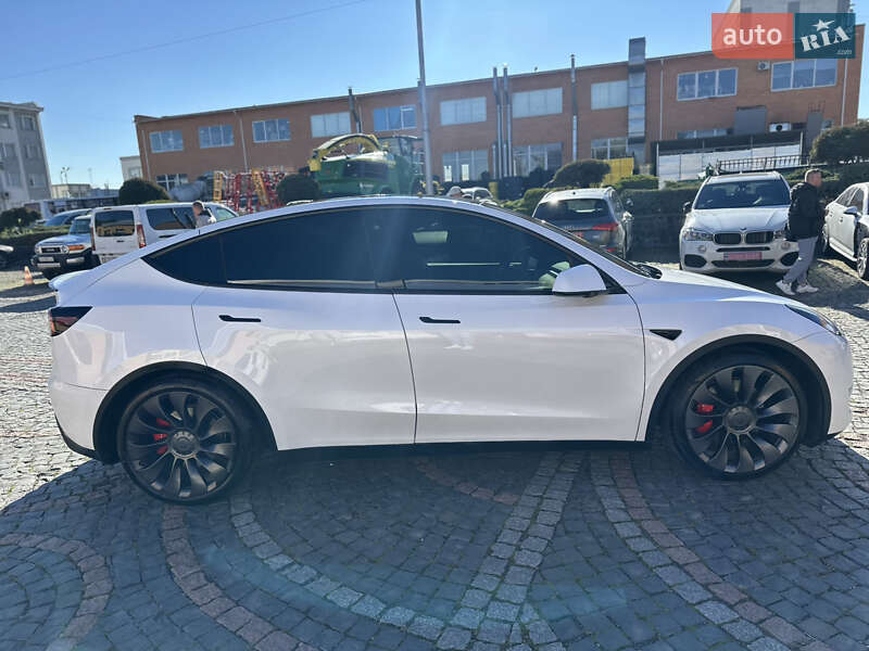 Внедорожник / Кроссовер Tesla Model Y 2020 в Луцке фото 9 Внедорожник / Кроссовер Tesla Model Y 2020 в Луцке