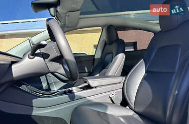 Внедорожник / Кроссовер Tesla Model Y 2020 в 