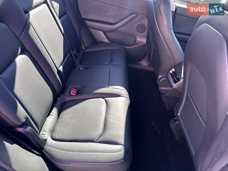Внедорожник / Кроссовер Tesla Model Y 2020 в Луцке фото 28 Внедорожник / Кроссовер Tesla Model Y 2020 в Луцке