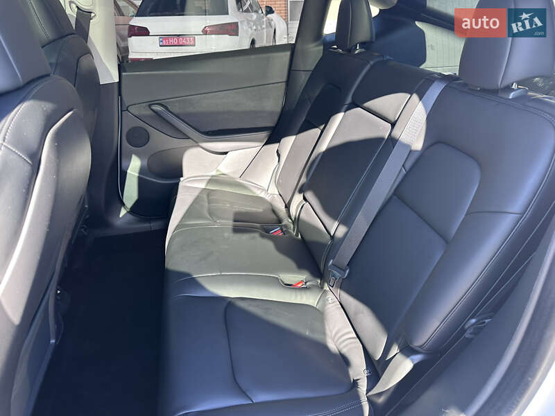 Внедорожник / Кроссовер Tesla Model Y 2020 в Луцке фото 22 Внедорожник / Кроссовер Tesla Model Y 2020 в Луцке