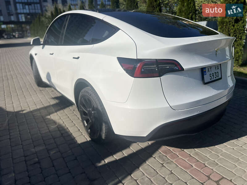 Внедорожник / Кроссовер Tesla Model Y 2022 в Ивано-Франковске