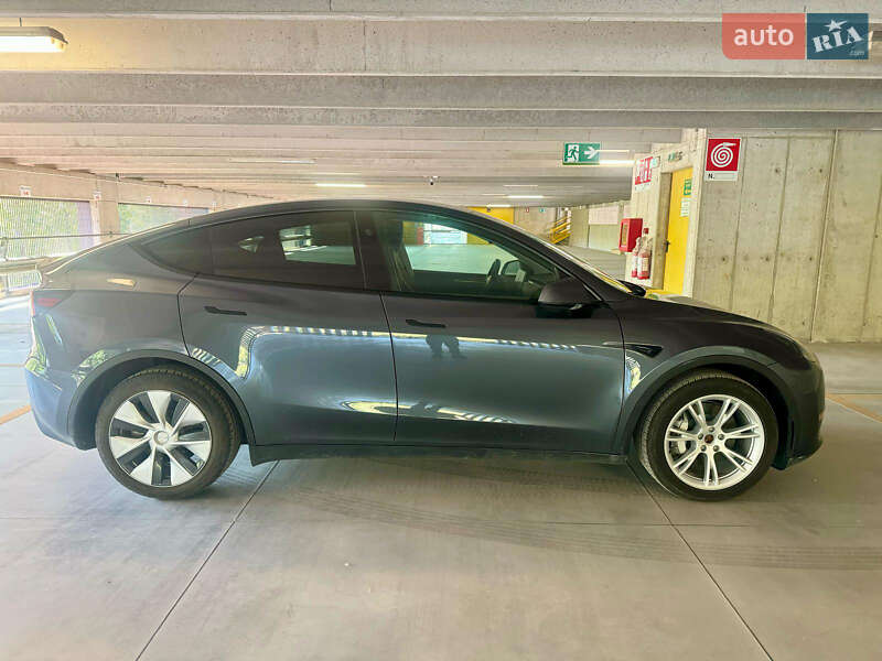 Позашляховик / Кросовер Tesla Model Y 2023 в Бережанах фото 4 Позашляховик / Кросовер Tesla Model Y 2023 в Бережанах