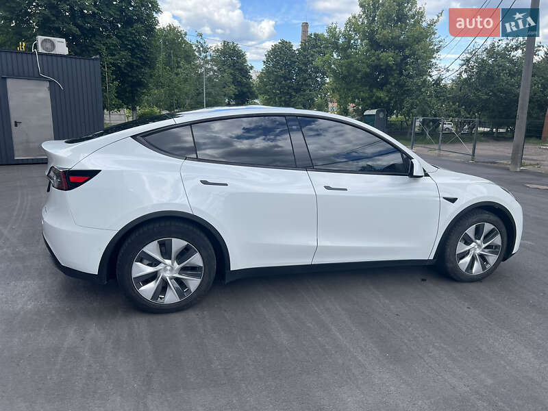 Позашляховик / Кросовер Tesla Model Y 2021 в Києві фото 7 Позашляховик / Кросовер Tesla Model Y 2021 в Києві