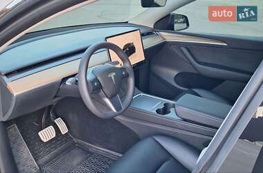 Внедорожник / Кроссовер Tesla Model Y 2023 в 