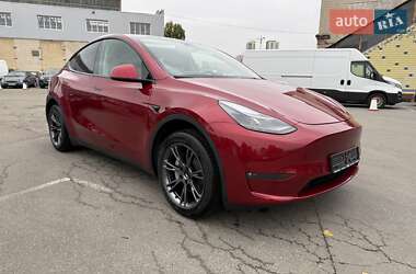 Внедорожник / Кроссовер Tesla Model Y 2024 в 