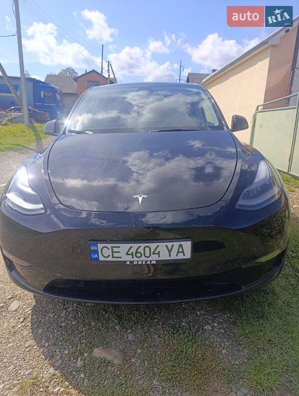 Tesla Model Y 2024 Tesla Model Y 2024