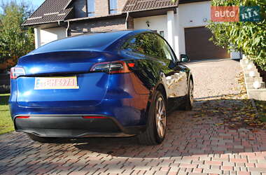 Внедорожник / Кроссовер Tesla Model Y 2024 в 
