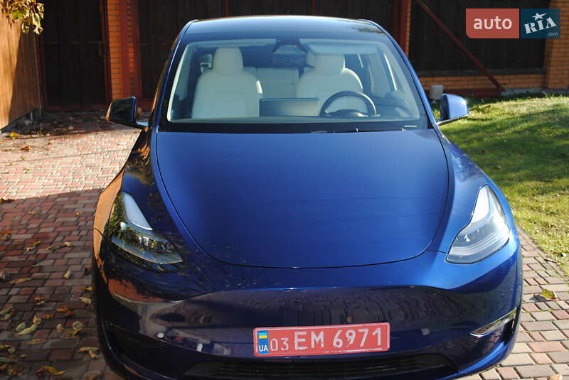 Внедорожник / Кроссовер Tesla Model Y 2024 в Луцке